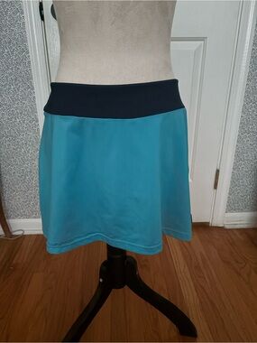 Fila Women’s Teal Athletic Skirt with Navy Waistband